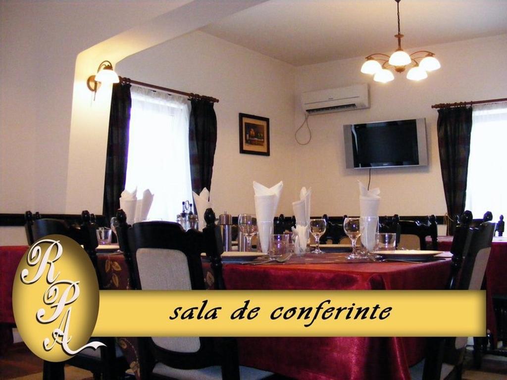 Pensiune Restaurant Arconi Нэводари Экстерьер фото